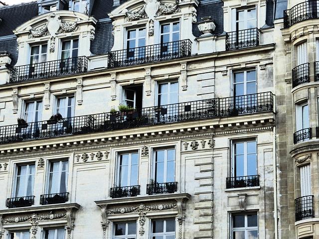 Toulouse Travel Guide: Explore the City's Rich Heritage, Gastronomy, and Scenic Beauty
